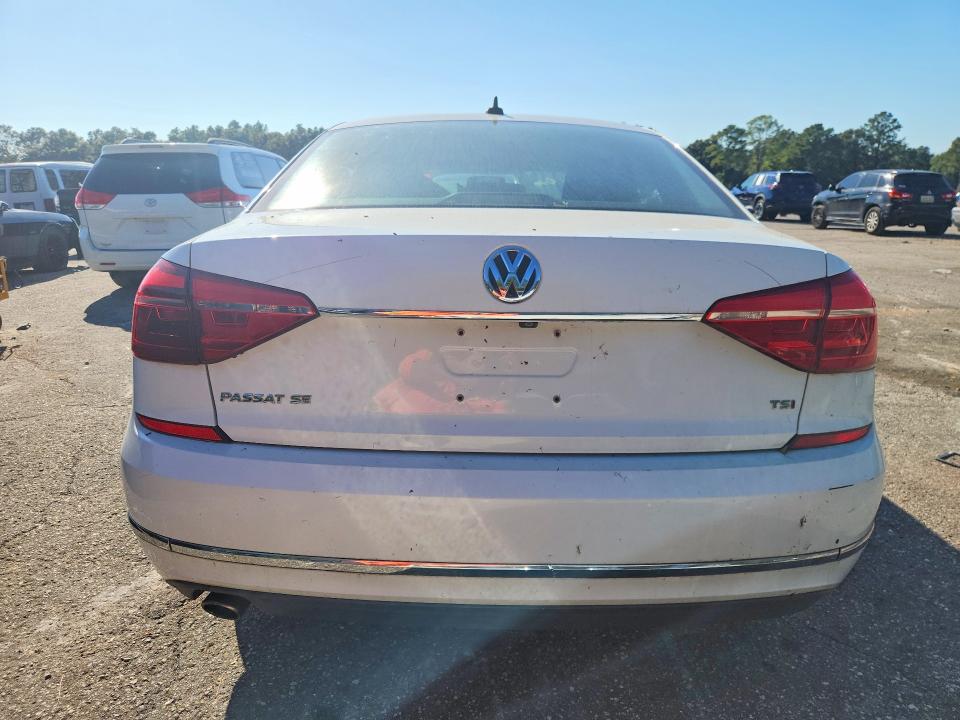 Продаж на аукціоні авто 2016 Volkswagen Passat, vin: 1VWBT7A39GC011537, номер лоту: 70659526