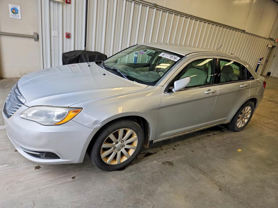 2012 Chrysler 200 მანქანა იყიდება აუქციონზე, vin: 1C3CCBBB8CN209948, აუქციონის ნომერი: 67771616