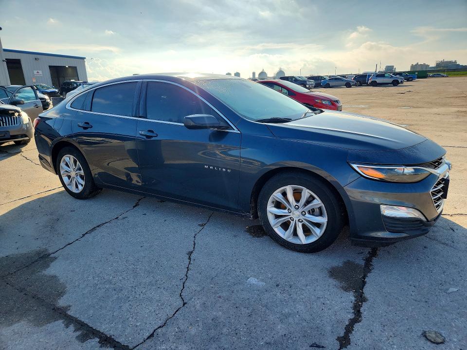 Продаж на аукціоні авто 2019 Chevrolet Malibu, vin: 1G1ZD5ST2KF109732, номер лоту: 68325936