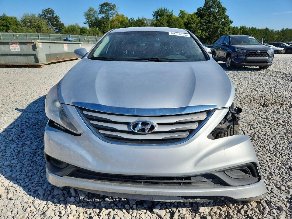 2014 Hyundai Sonata მანქანა იყიდება აუქციონზე, vin: 5NPEB4AC6EH830850, აუქციონის ნომერი: 69118776