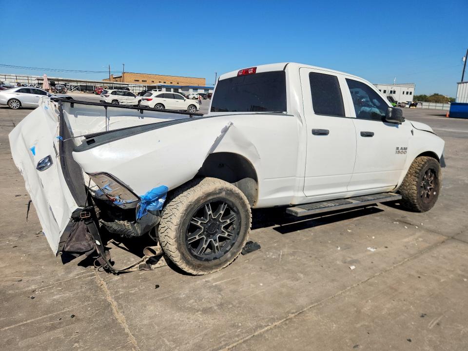 67670256 :رقم المزاد ، 1C6RR6FG9JS304171 vin ، 2018 Ram 1500 مزاد بيع
