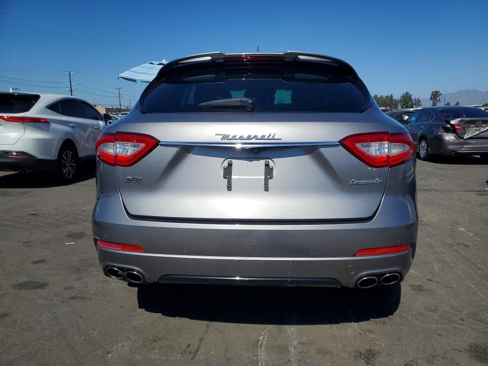 71390886 :رقم المزاد ، ZN661YUS1HX253606 vin ، 2017 Maserati Levante مزاد بيع