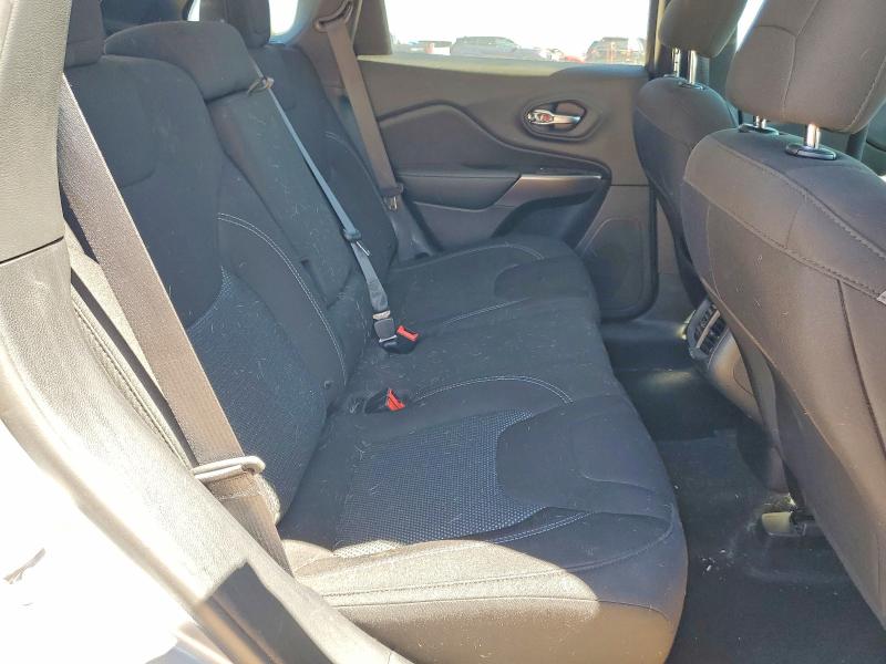 Auction sale of the 2019 Jeep Cherokee, vin: 1C4PJLCBXKD455556, lot number: 68245586