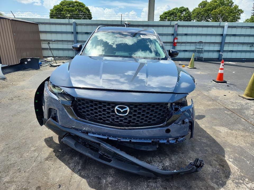 68262016 :رقم المزاد ، 7MMVABDM1SN308831 vin ، 2025 Mazda Cx-50 مزاد بيع