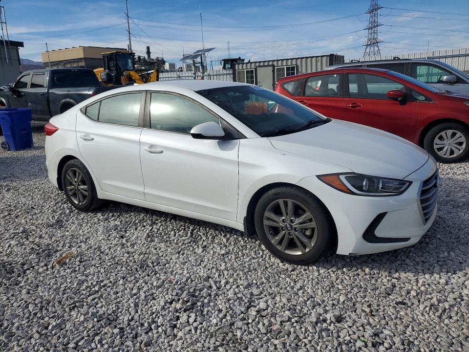68868756 :رقم المزاد ، 5NPD84LFXJH241330 vin ، 2018 Hyundai Elantra مزاد بيع