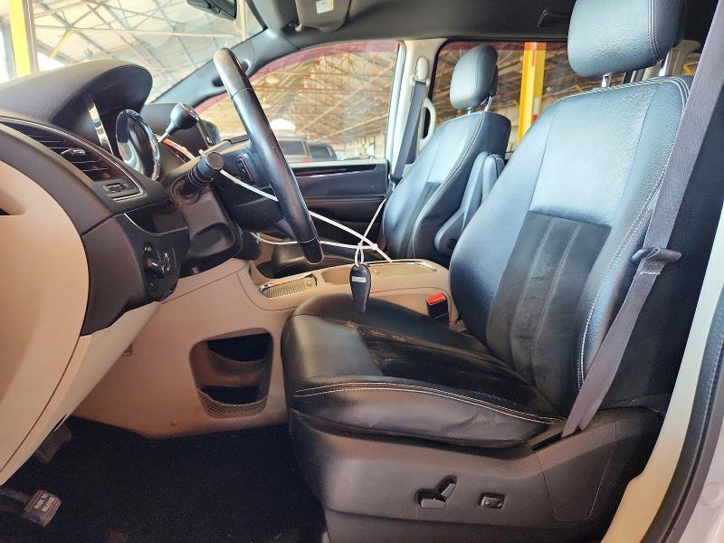 67447826 :رقم المزاد ، 2C4RDGCG1HR774045 vin ، 2017 Dodge Grand Caravan مزاد بيع