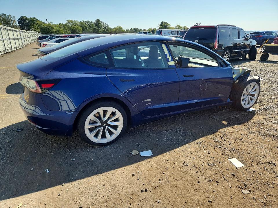 68934116 :رقم المزاد ، 5YJ3E1EA1NF190843 vin ، 2022 Tesla Model 3 مزاد بيع