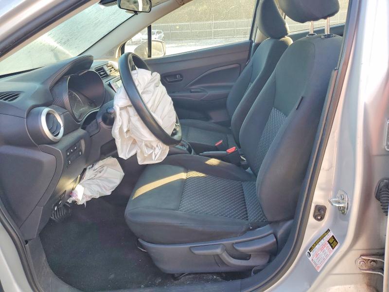 66438706 :رقم المزاد ، 3N1CN8DV4ML858005 vin ، 2021 Nissan Versa مزاد بيع