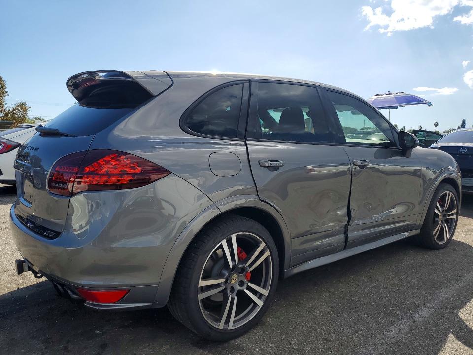 Продаж на аукціоні авто 2013 Porsche Cayenne, vin: WP1AD2A28DLA79926, номер лоту: 70288596