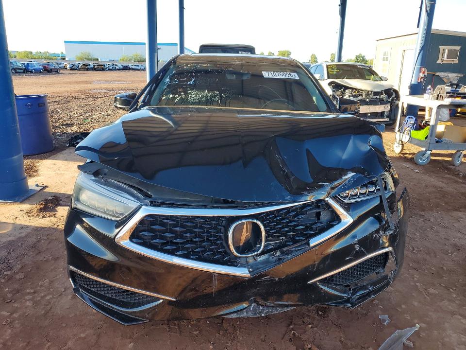 2018 Acura Tlx მანქანა იყიდება აუქციონზე, vin: 19UUB1F3XJA005089, აუქციონის ნომერი: 71076096