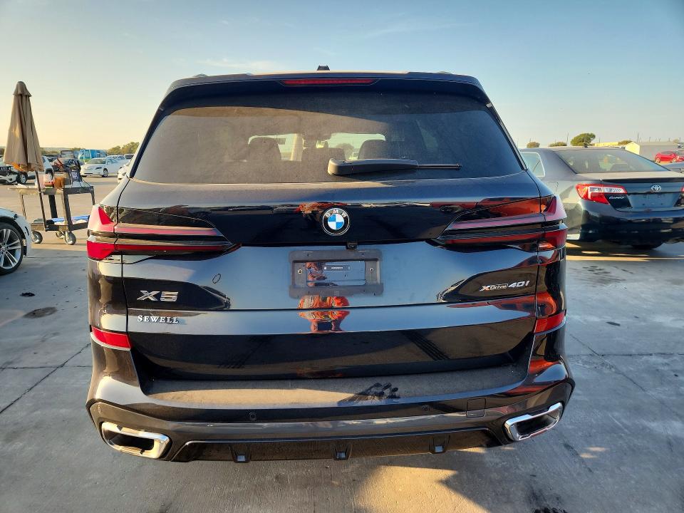 69705566 :رقم المزاد ، 5UX23EU08S9Z13075 vin ، 2025 Bmw X5 مزاد بيع