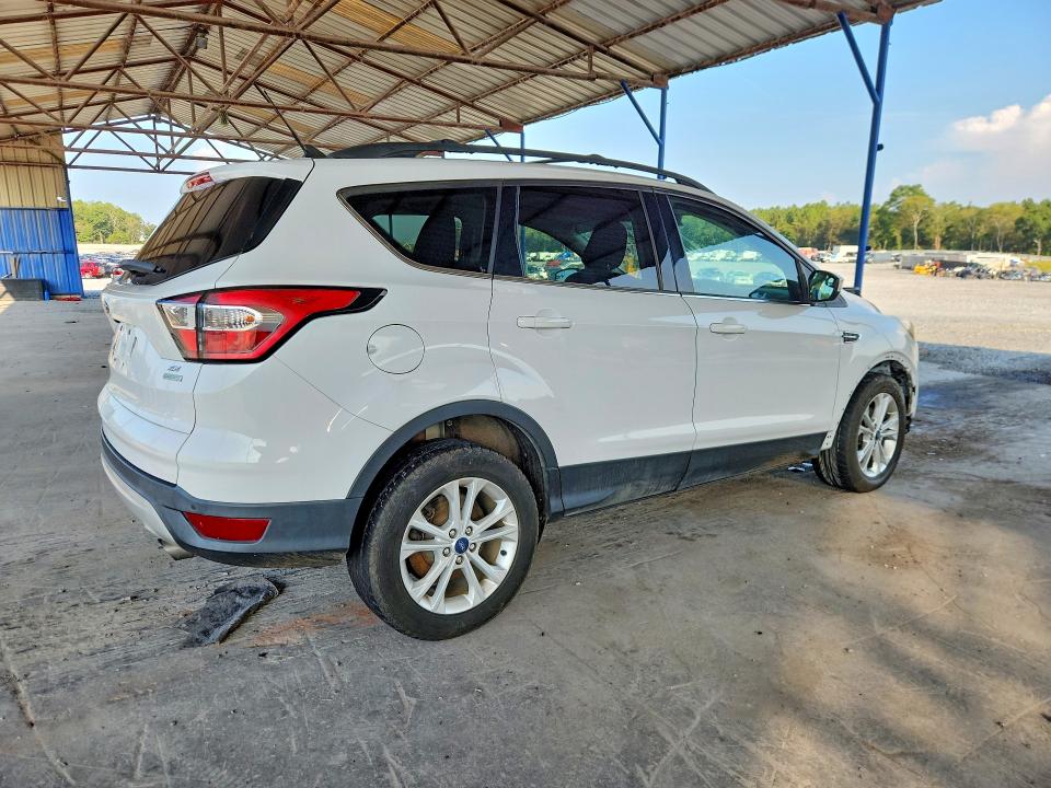 2018 Ford Escape მანქანა იყიდება აუქციონზე, vin: 1FMCU0GD6JUD38938, აუქციონის ნომერი: 70018966