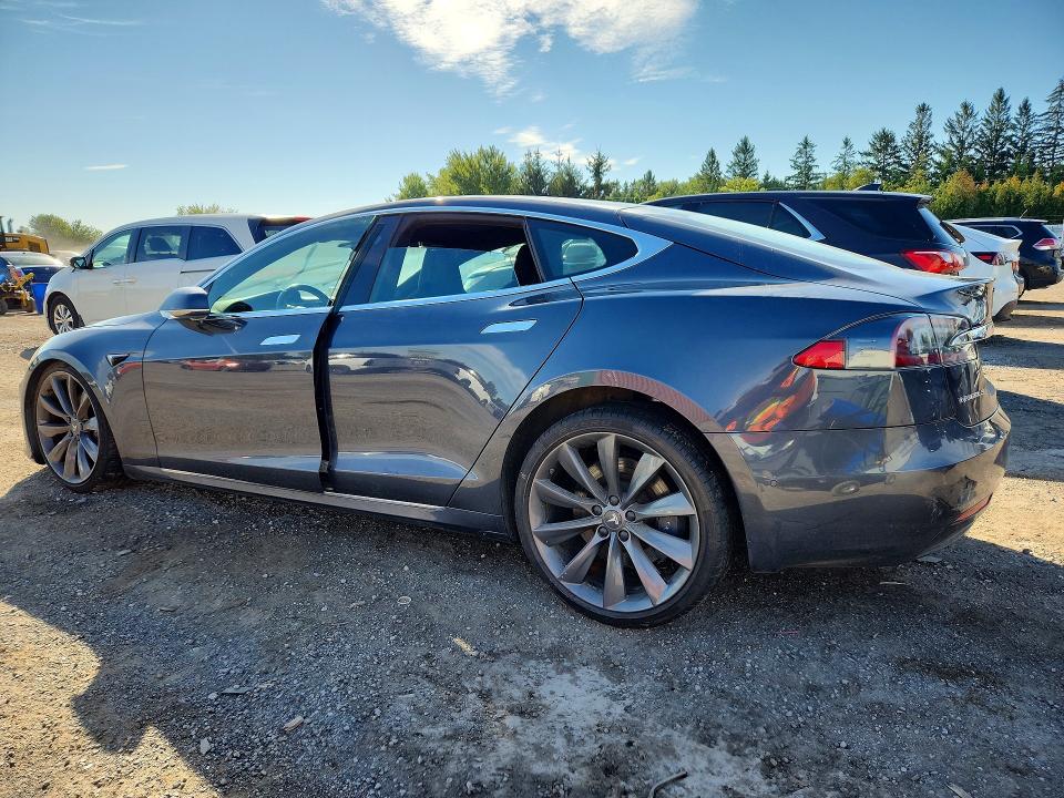 Продажа на аукционе авто 2017 Tesla Model S, vin: 5YJSA1E22HF218542, номер лота: 68140636