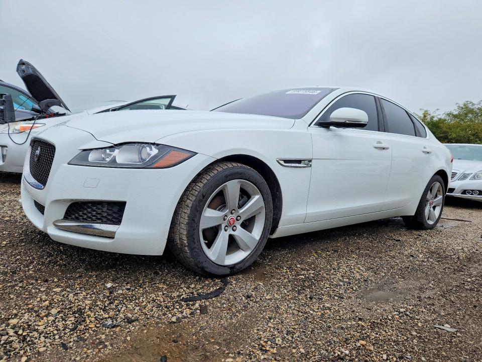 Auction sale of the 2018 Jaguar Xf, vin: SAJBR4FX1JCY69492, lot number: 69415846
