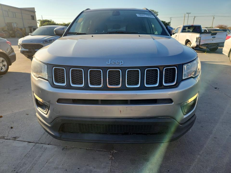 68477866 :رقم المزاد ، 3C4NJDBB1MT584541 vin ، 2021 Jeep Compass مزاد بيع