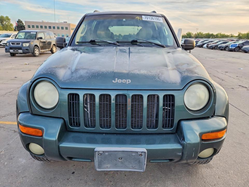 70136196 :رقم المزاد ، 1J8GL58K32W352748 vin ، 2002 Jeep Liberty مزاد بيع