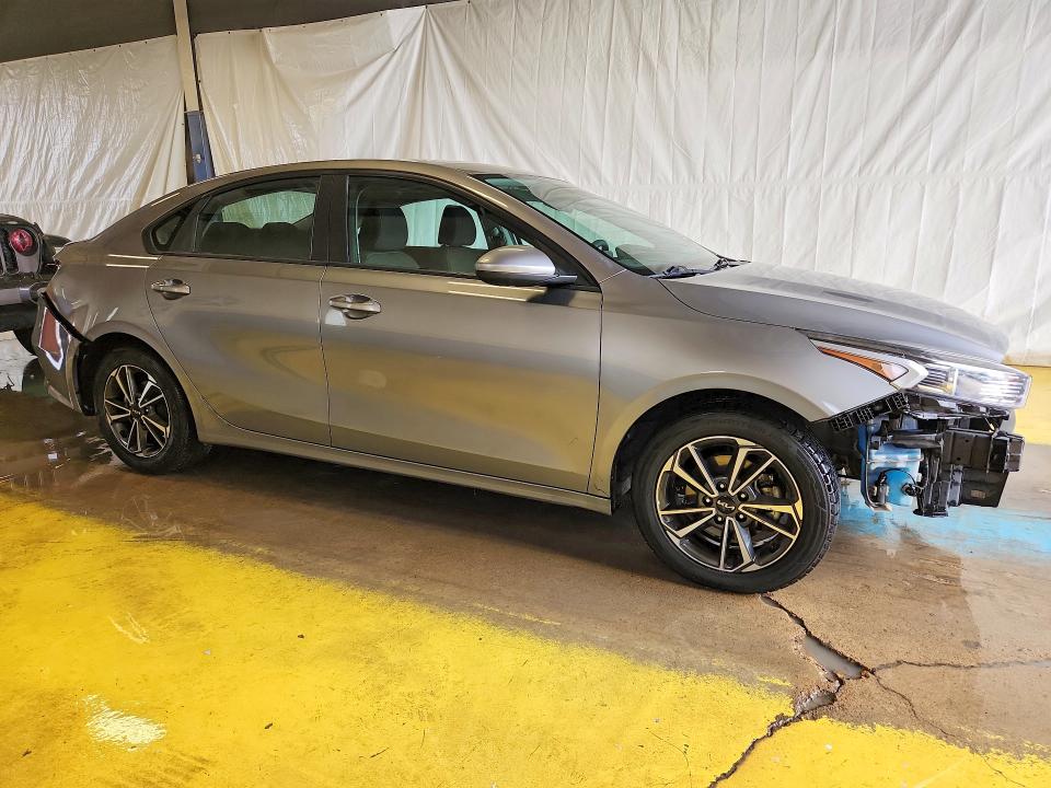 Продажа на аукционе авто 2023 Kia Forte, vin: 3KPF24AD1PE650695, номер лота: 69464996