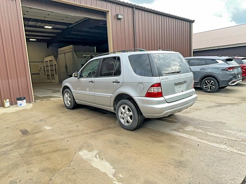 68857656 :رقم المزاد ، 4JGAB75E63A442738 vin ، 2003 Mercedes-benz Ml مزاد بيع