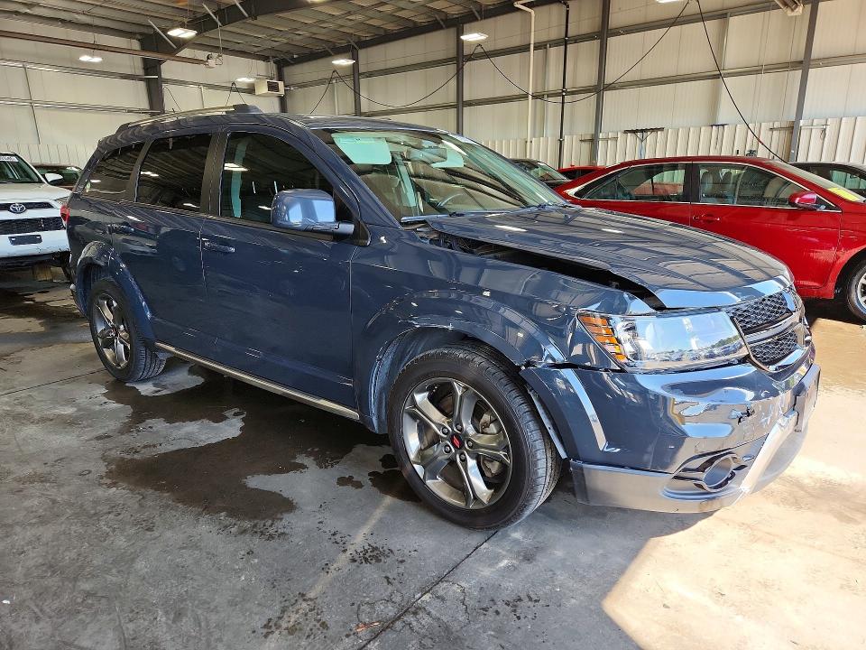 67357276 :رقم المزاد ، 3C4PDCGB0JT141604 vin ، 2018 Dodge Journey مزاد بيع