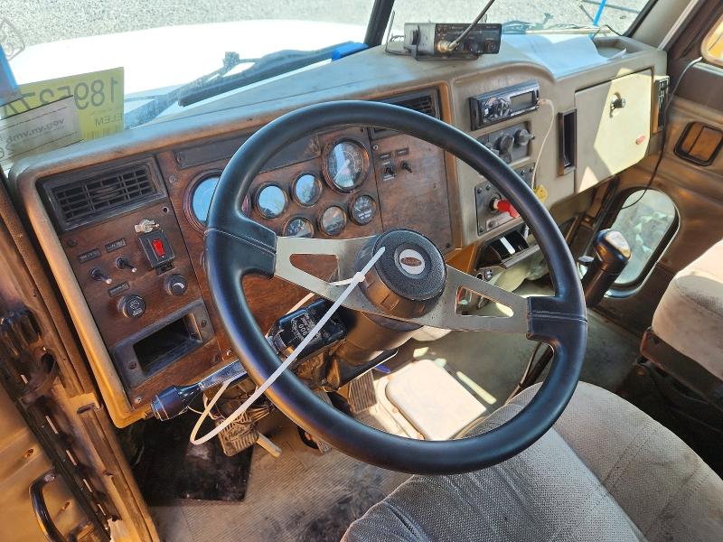 Aukcja sprzedaży 1999 Peterbilt 330, vin: 3WPNAD7X3XF486730, numer aukcji: 68131156