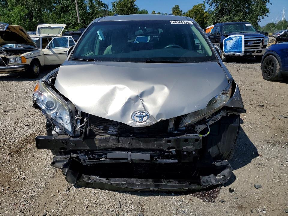 Aukcja sprzedaży 2017 Toyota Sienna, vin: 5TDKZ3DC5HS867973, numer aukcji: 68106276