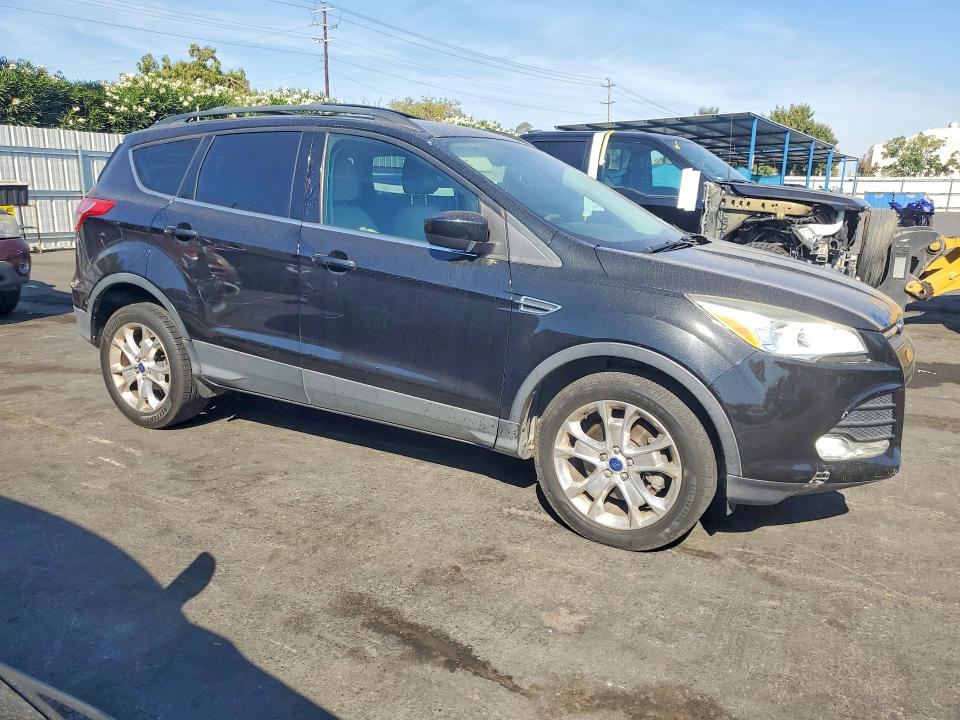 70362466 :رقم المزاد ، 1FMCU9G90DUD48658 vin ، 2013 Ford Escape مزاد بيع