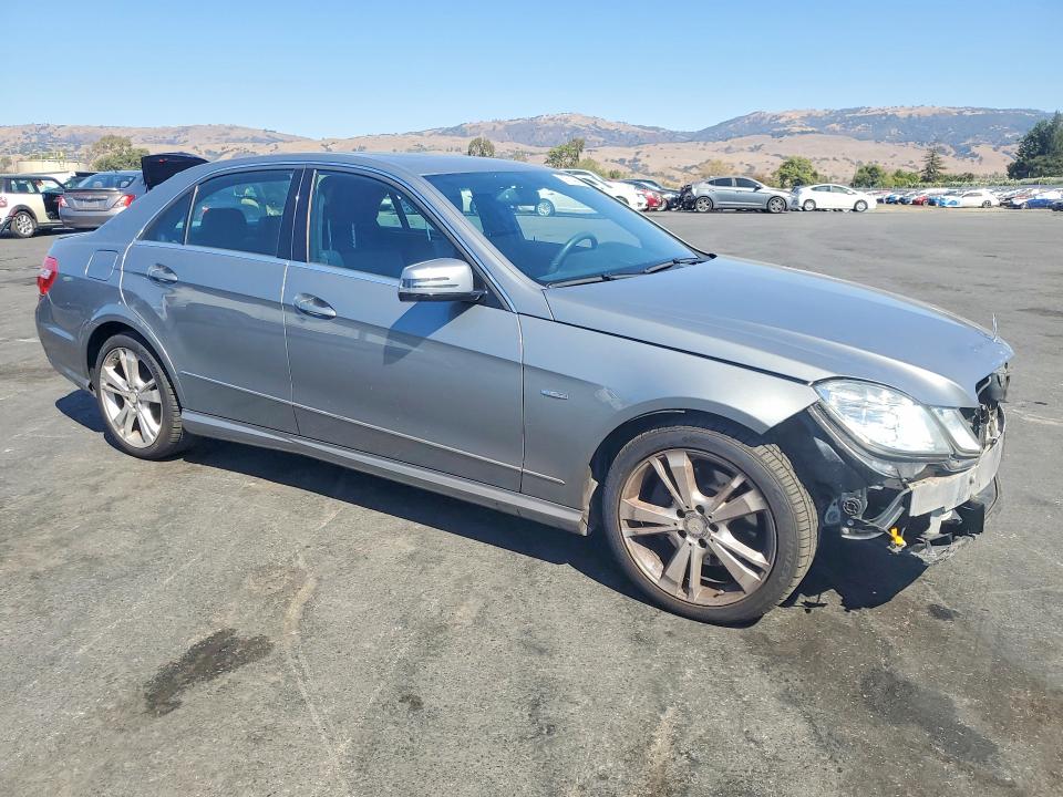 69794346 :رقم المزاد ، WDDHF5KB4CA538783 vin ، 2012 Mercedes-benz E مزاد بيع