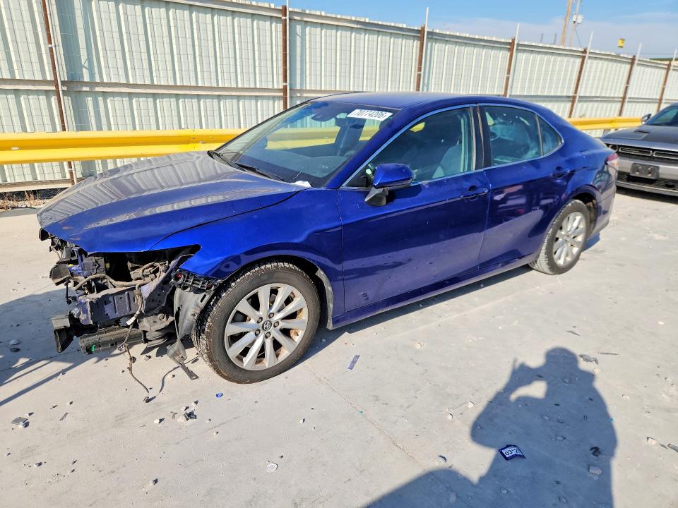 Auction sale of the 2018 Toyota Camry, vin: 4T1B11HK5JU604957, lot number: 70774206