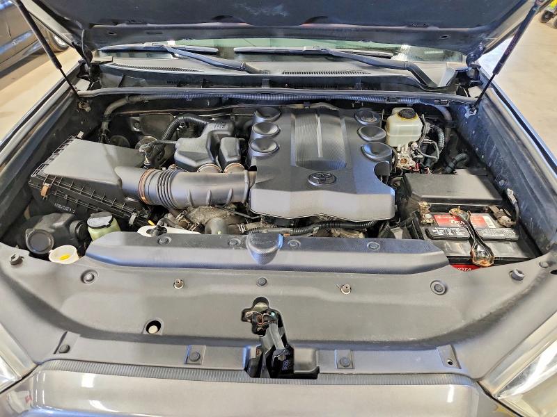 69324156 :رقم المزاد ، JTEBU5JR5F5261350         vin ، 2015 Toyota 4runner مزاد بيع