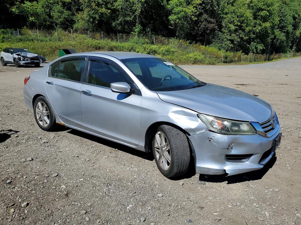 2013 Honda Accord მანქანა იყიდება აუქციონზე, vin: 1HGCR2F3XDA022718, აუქციონის ნომერი: 68818676