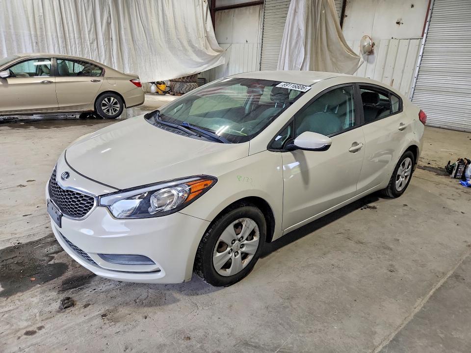 Auction sale of the 2015 Kia Forte, vin: KNAFK4A63F5311607, lot number: 69116806