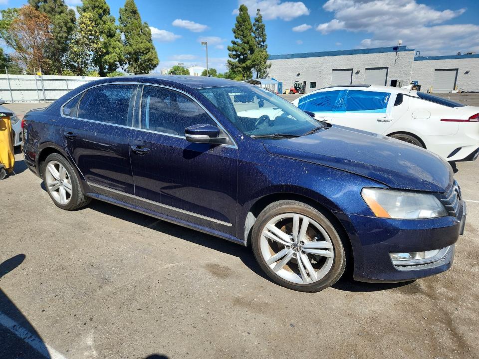 Продажа на аукционе авто 2013 Volkswagen Passat, vin: 1VWCN7A30DC033601, номер лота: 69461096