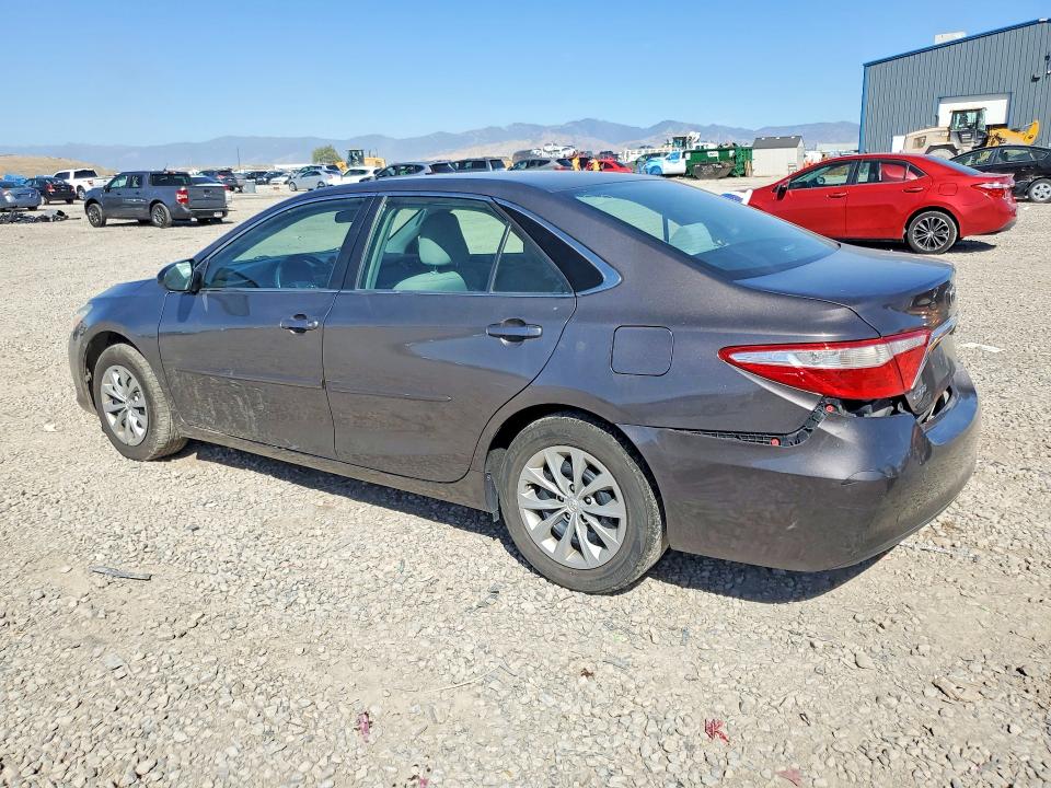 2017 Toyota Camry მანქანა იყიდება აუქციონზე, vin: 4T1BF1FKXHU318875, აუქციონის ნომერი: 67398086