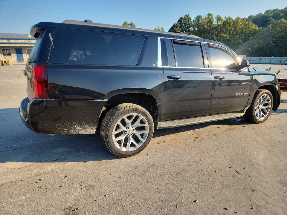 67667936 :رقم المزاد ، 1GNSKHKC2GR132893 vin ، 2016 Chevrolet Suburban مزاد بيع