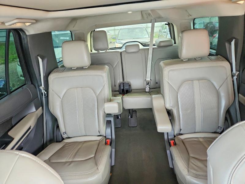70598966 :رقم المزاد ، 1FMJU2AT3JEA60660 vin ، 2018 Ford Expedition مزاد بيع