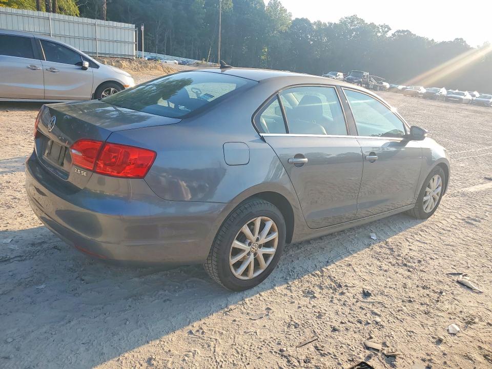 2013 Volkswagen Jetta მანქანა იყიდება აუქციონზე, vin: 3VWDX7AJ6DM408449, აუქციონის ნომერი: 67406146