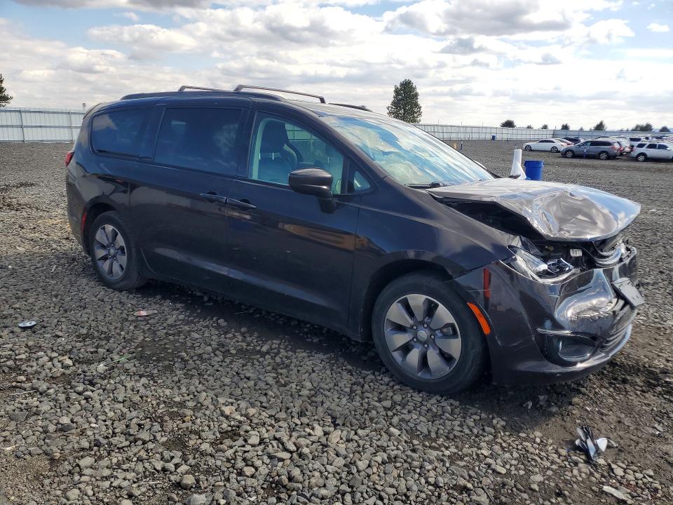 Продажа на аукционе авто 2018 Chrysler Pacifica, vin: 2C4RC1L72JR359323, номер лота: 68032266
