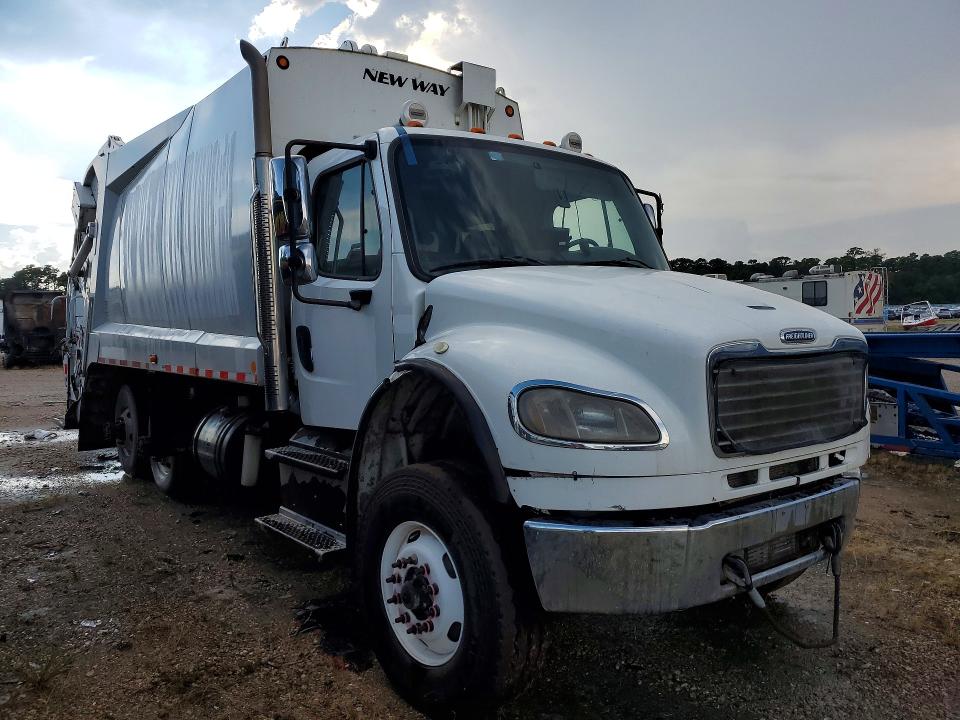2017 Freightliner M2 მანქანა იყიდება აუქციონზე, vin: 1FVHCYCY0HHHY6039, აუქციონის ნომერი: 65117146