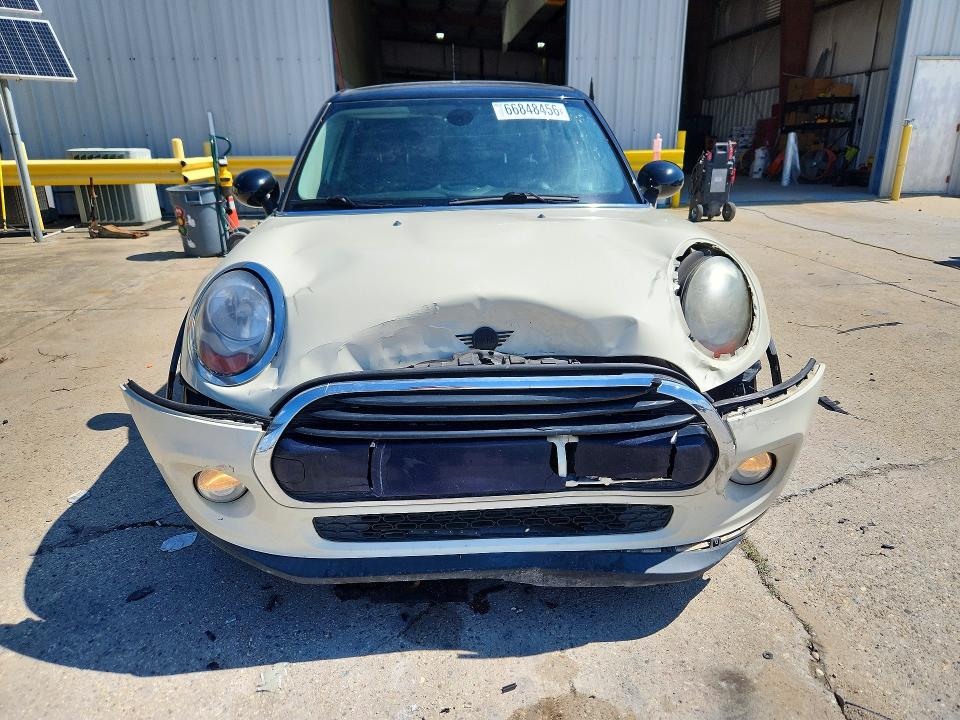 Продаж на аукціоні авто 2016 Mini Cooper, vin: WMWXU1C51G2D12469, номер лоту: 66848456