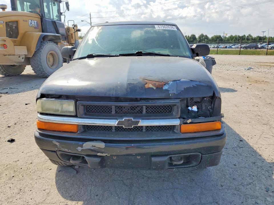 2002 Chevrolet Blazer მანქანა იყიდება აუქციონზე, vin: 1GNCT18W42K232618, აუქციონის ნომერი: 67962636