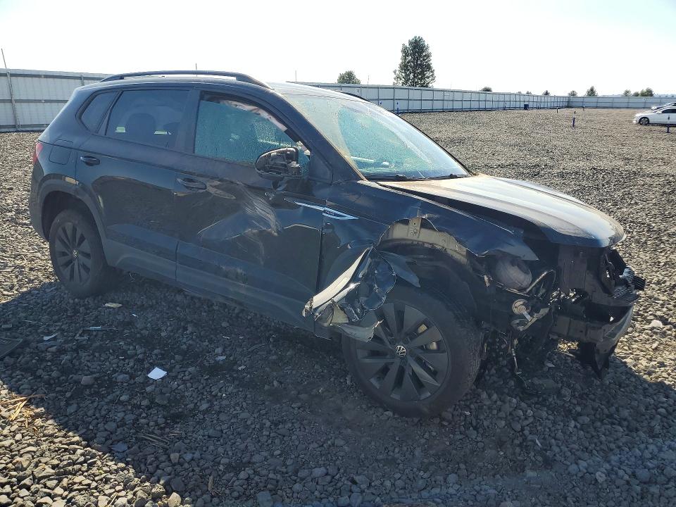 Продажа на аукционе авто 2022 Volkswagen Taos, vin: 3VVCX7B20NM084584, номер лота: 68575496