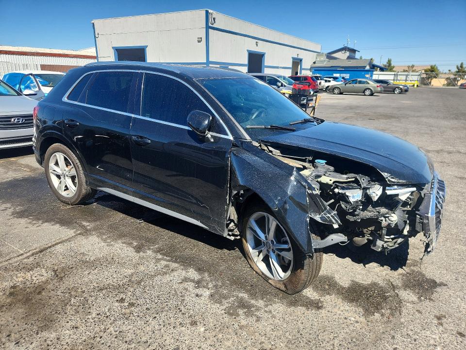 Продаж на аукціоні авто 2021 Audi Q3, vin: WA1DECF36M1014808, номер лоту: 67040756