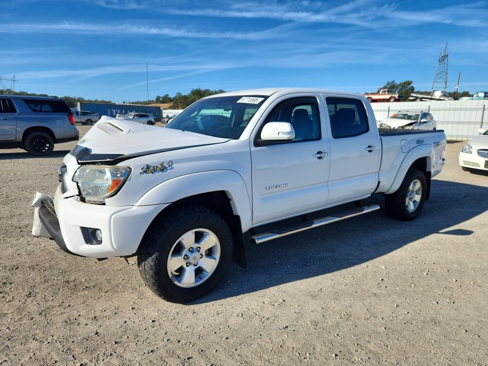 67715586 :رقم المزاد ، 3TMMU4FN5FM077646 vin ، 2015 Toyota Tacoma مزاد بيع