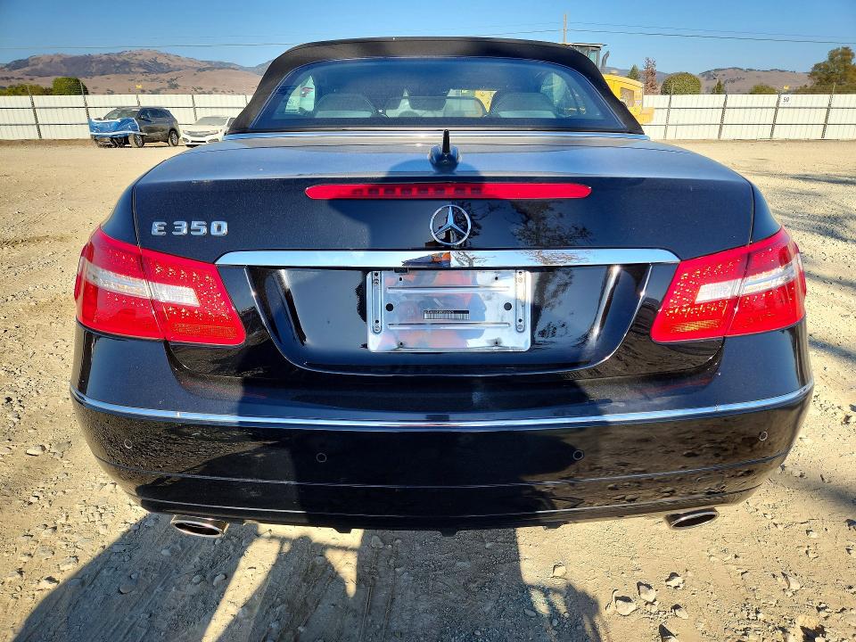 2011 Mercedes-benz E მანქანა იყიდება აუქციონზე, vin: WDDKK5GF0BF056875, აუქციონის ნომერი: 70564126