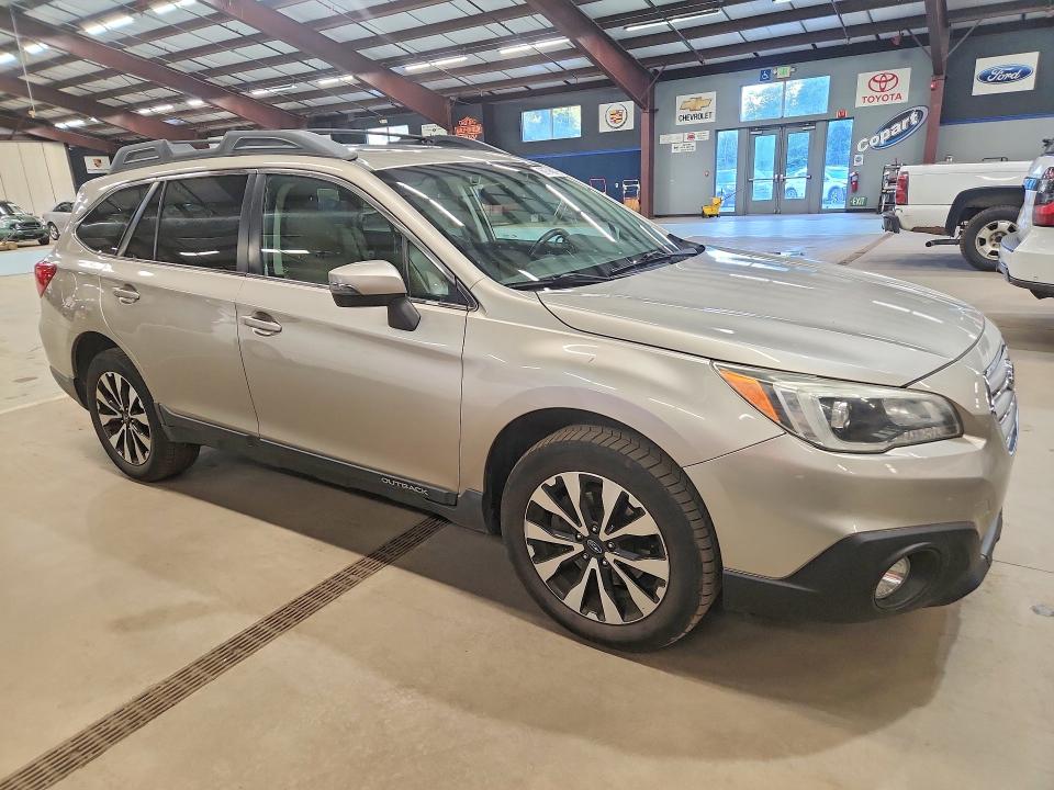 69746876 :رقم المزاد ، 4S4BSANC4F3297014 vin ، 2015 Subaru Outback مزاد بيع
