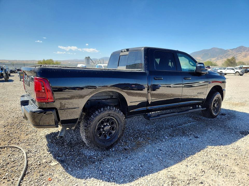 67027066 :رقم المزاد ، 3C6UR5FJ7SG522523 vin ، 2025 Ram 2500 مزاد بيع