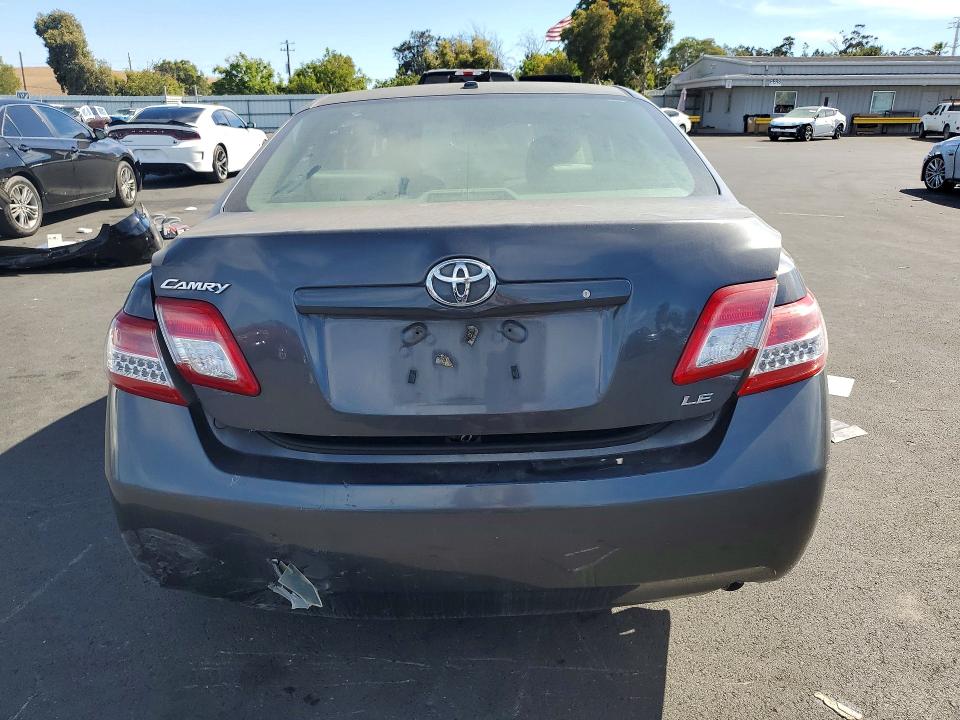 Aukcja sprzedaży 2011 Toyota Camry, vin: 4T1BF3EK7BU118833, numer aukcji: 68617556