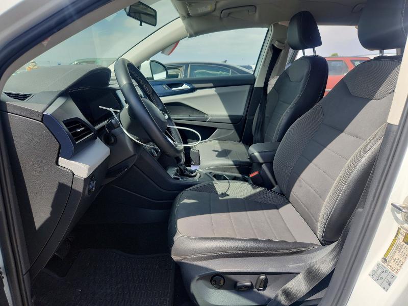 Продажа на аукционе авто 2022 Volkswagen Taos, vin: 3VVRX7B21NM008219, номер лота: 69229216