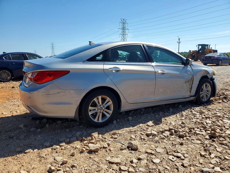 68280596 :رقم المزاد ، 5NPEB4AC2DH790748 vin ، 2013 Hyundai Sonata مزاد بيع
