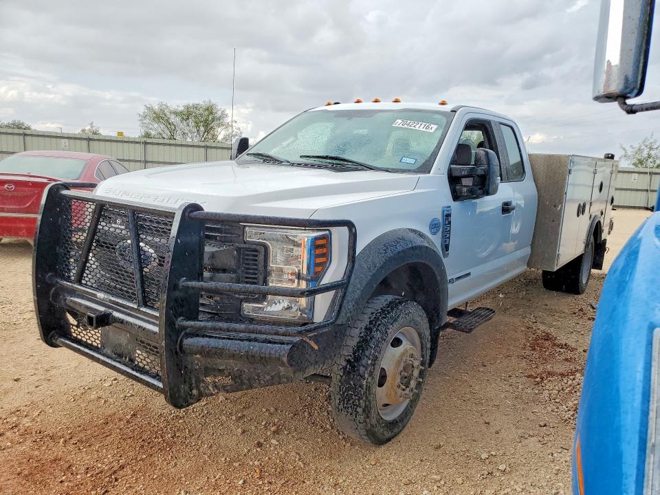 70422116 :رقم المزاد ، 1FD0X5HT4KED92912 vin ، 2019 Ford F550 مزاد بيع
